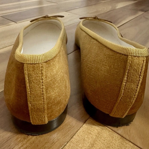 Velvet Chanel ballet flats size 38 | Runs small | Worn once - Picture 4 of 7